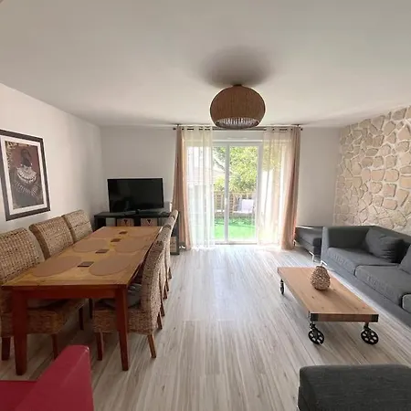 Maison Cosy A Sur Marne 別荘
